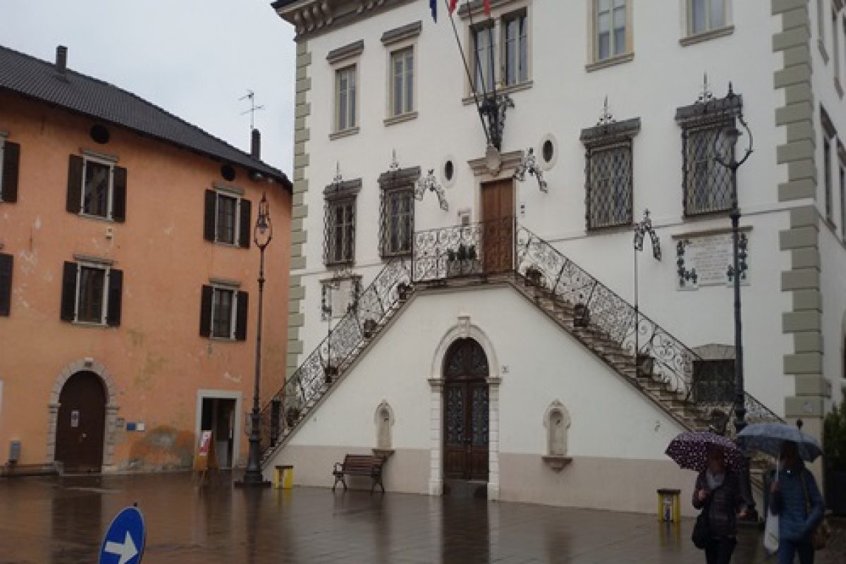 PIAZZA MUNICIPIO