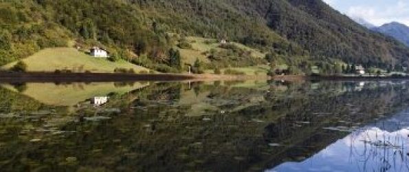 LAGO D'AMPOLA